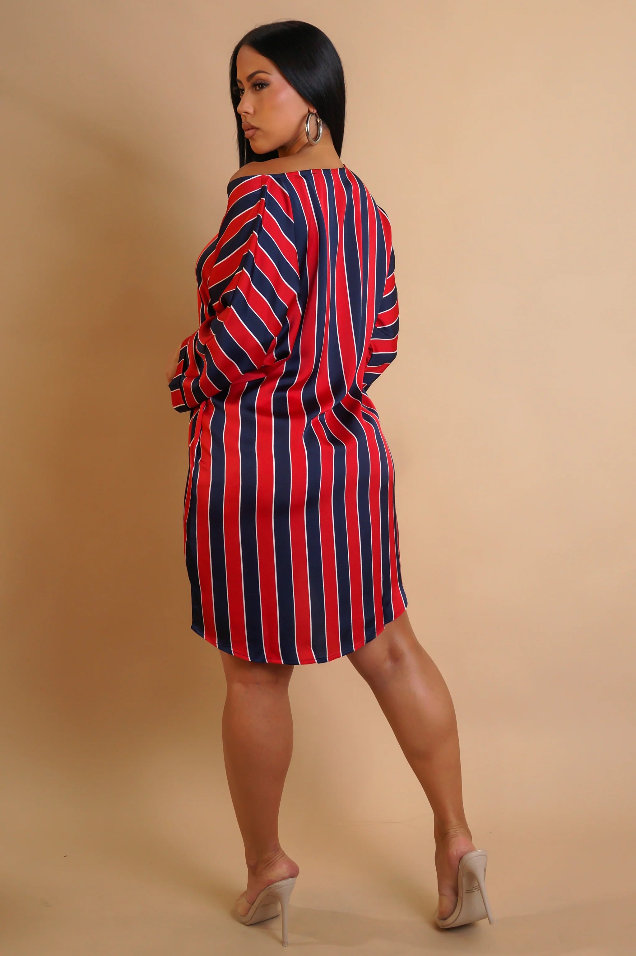 Mini-robe accrocheuse (- Rouges)