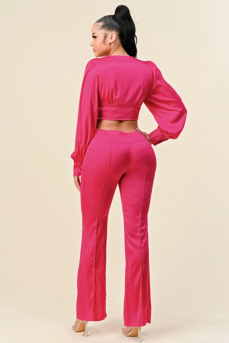 aut et pantalon à manches bouffantes