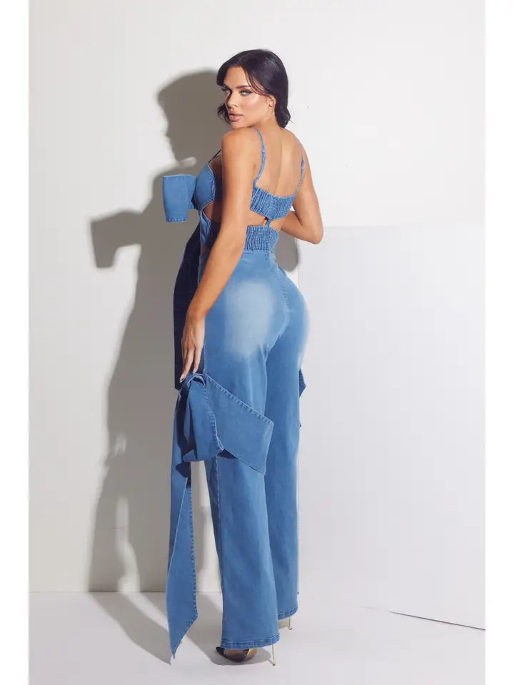 Combinaison en denim et spandex avec rubans à nouer