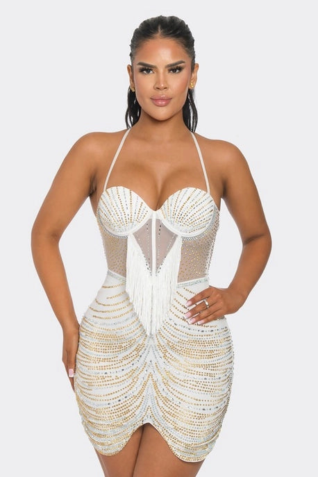 Robe moulante en résille avec strass