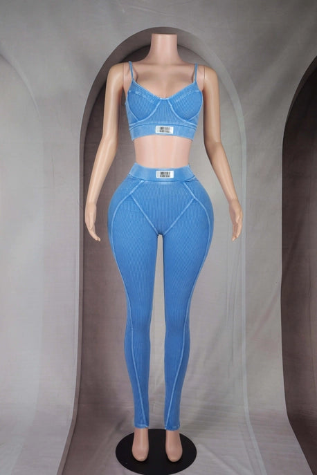 ENSEMBLE BRASSIÈRE CONTOUR ET LEGGING EFFET MINÉRAL LAVÉ