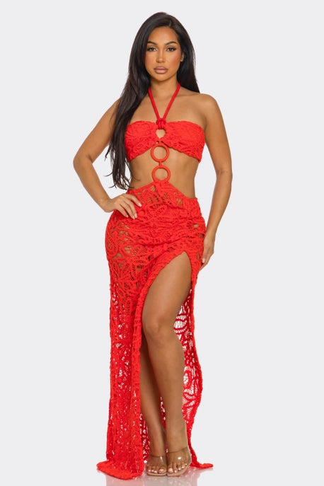 CORSET EN DENTELLE & ROBE MAXI À FENTES HAUTES