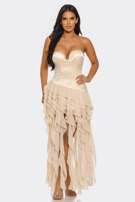 ROBE LONGUE EN SOIE IRRÉGULIÈRE À VOLANTS