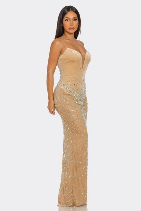 Robe Drapée avec Chaîne Ornée de Strass