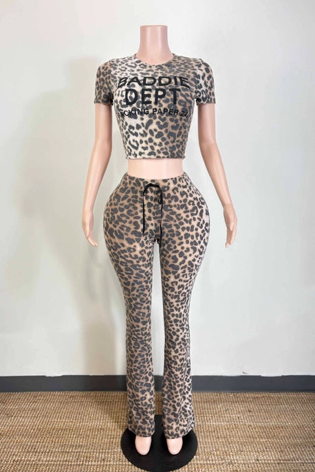 ENSEMBLE HAUT GRAPHIQUE ET PANTALON IMPRIMÉ GUÉPARD DOUX BROSSÉ