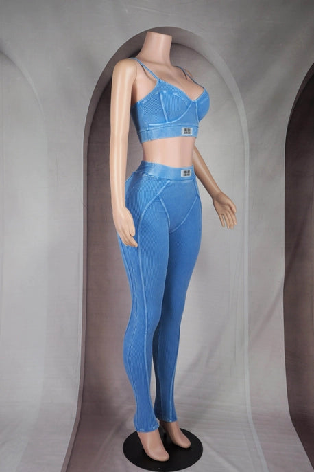 ENSEMBLE BRASSIÈRE CONTOUR ET LEGGING EFFET MINÉRAL LAVÉ