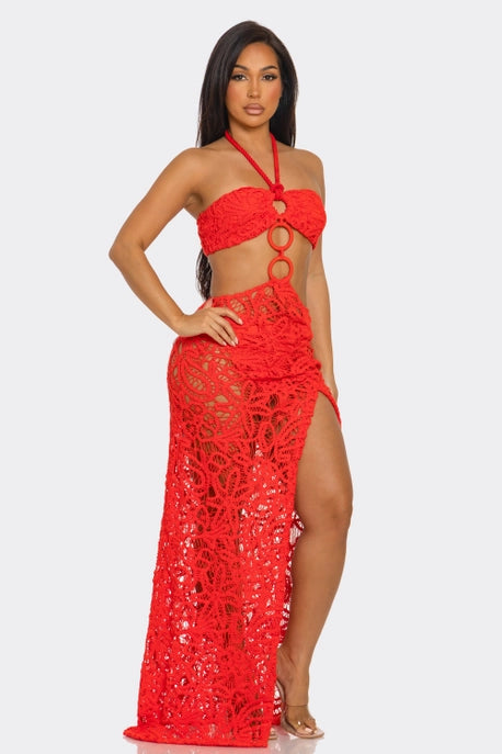 CORSET EN DENTELLE & ROBE MAXI À FENTES HAUTES