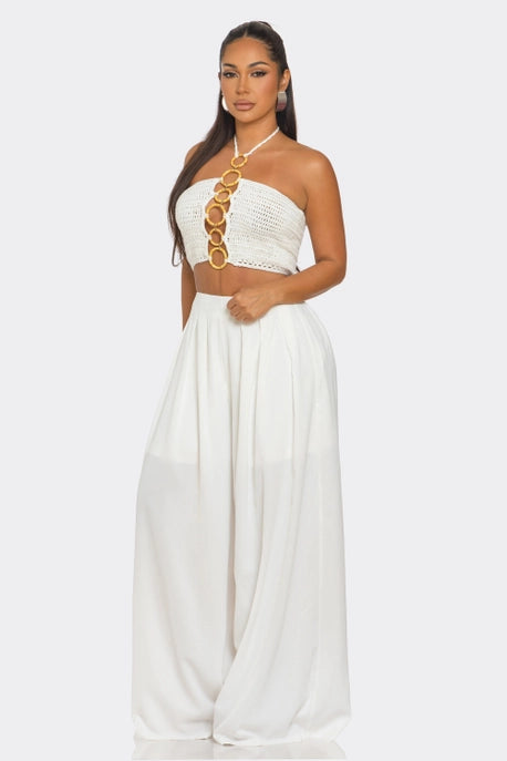 Haut à col licou imprimé avec pantalon large