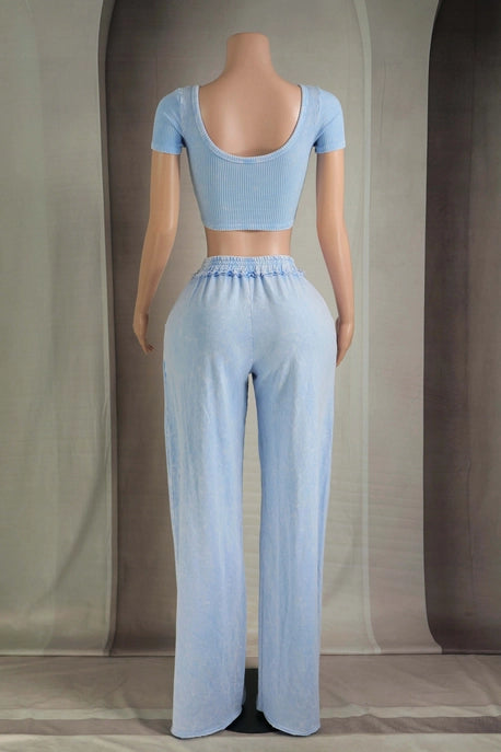 ENSEMBLE HAUT COURT DÉTAIL ÉTIQUETTE LAVAGE MINÉRAL & PANTALON LARGE