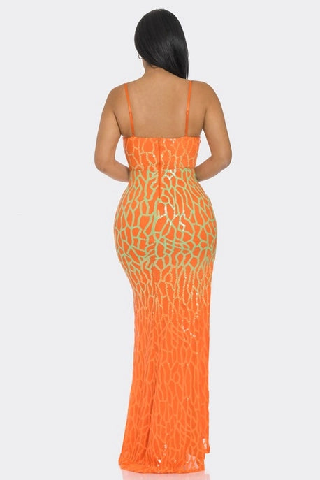 Robe maxi sans manches à paillettes avec découpes latérales