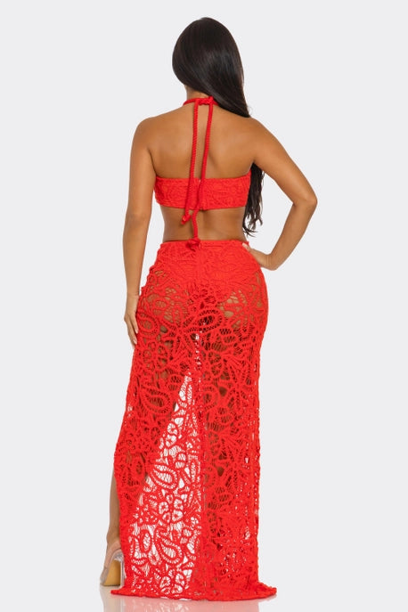 CORSET EN DENTELLE & ROBE MAXI À FENTES HAUTES