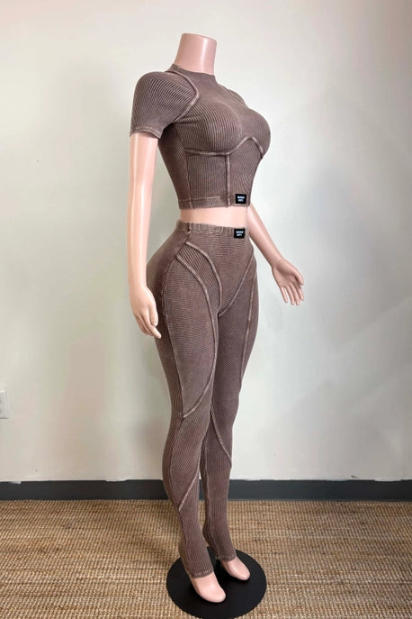 ENSEMBLE HAUT ET LEGGING ÉTIQUETTE SATIN NOIR DÉLAVÉ MINÉRAL