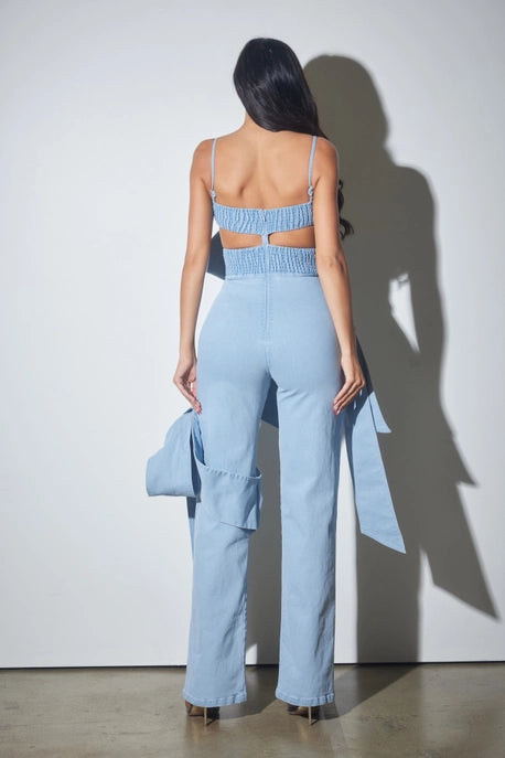 Combinaison en denim et spandex avec rubans à nouer
