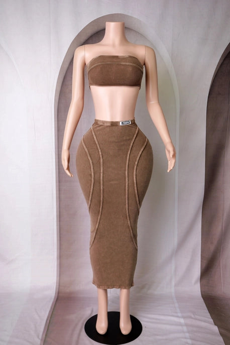 ROBE MAXI BANDEAU PRÈS DU CORPS EFFET MINÉRAL
