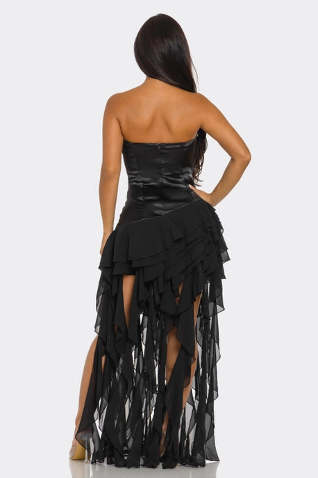 ROBE LONGUE EN SOIE IRRÉGULIÈRE À VOLANTS