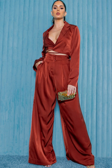 Pantalon taille haute doté d'un élastique assurant un confort